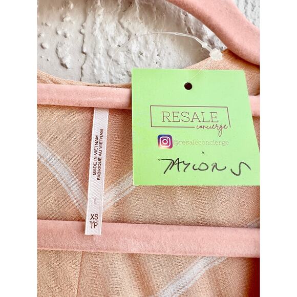 Free People Puff Sleeve Striped Ruffle Samifran Top Blouse Peach Women's Size XS - Picture 6 of 7